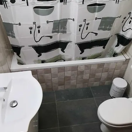 City Center And Near The Sea 2 Bedroom Flat Appartamento *